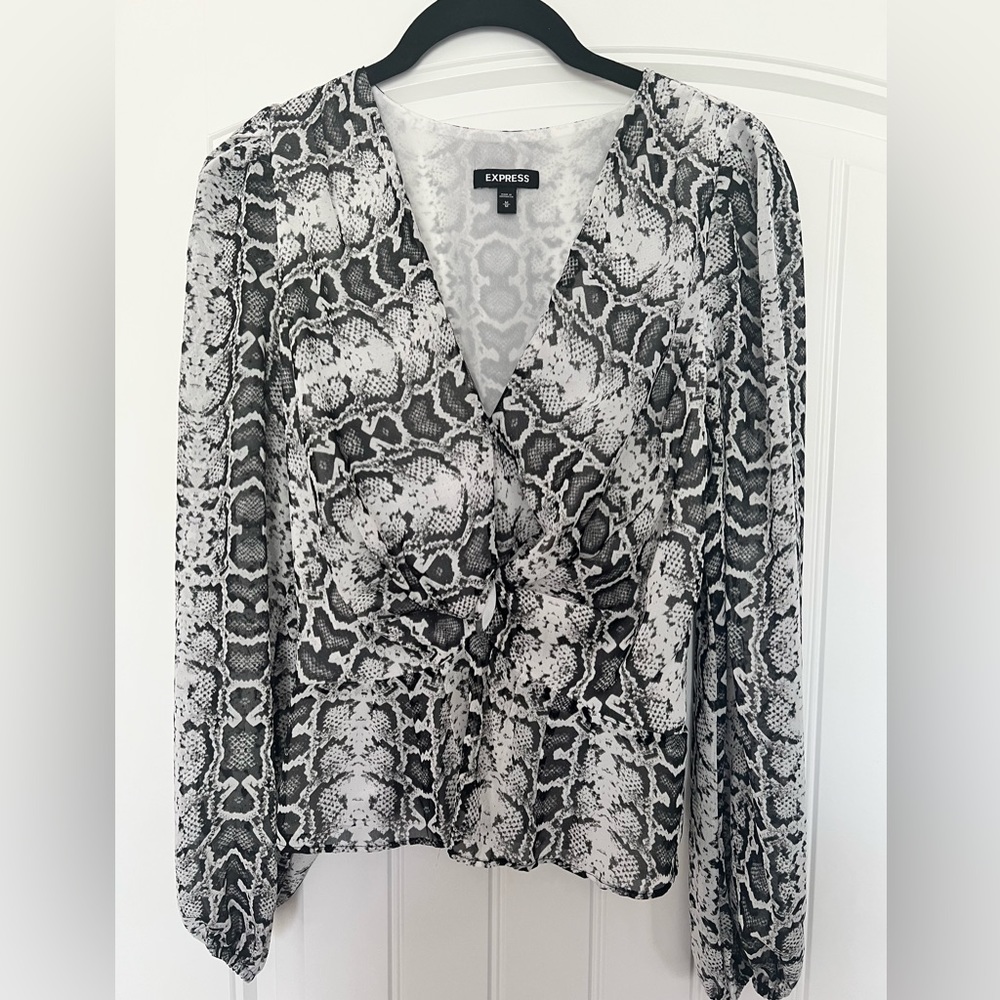 Women’s Express Snake Print Blouse